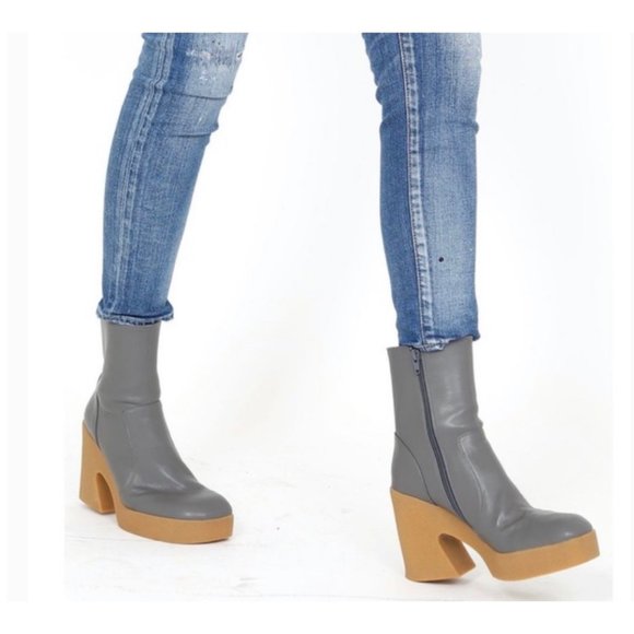 jeffrey campbell kartini platform bootie